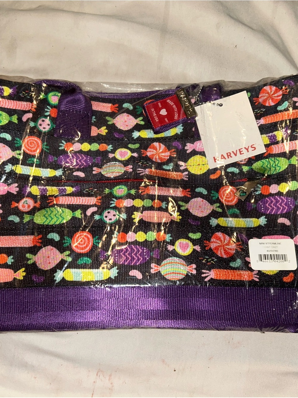 Harvey’s Seatbelt I Want Candy Mini Streamline Tote NWT